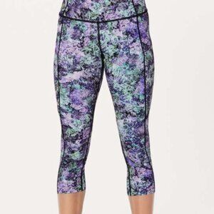 Lululemon Fast and Free Crop II Nulux Sz. 8